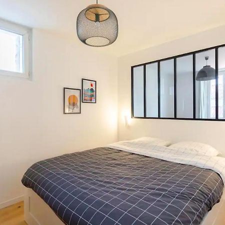 T2 ** Place Aux Huiles ** Vieux Port 마르세유 외부 사진