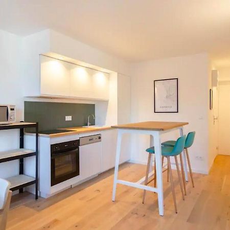T2 ** Place Aux Huiles ** Vieux Port 마르세유 외부 사진